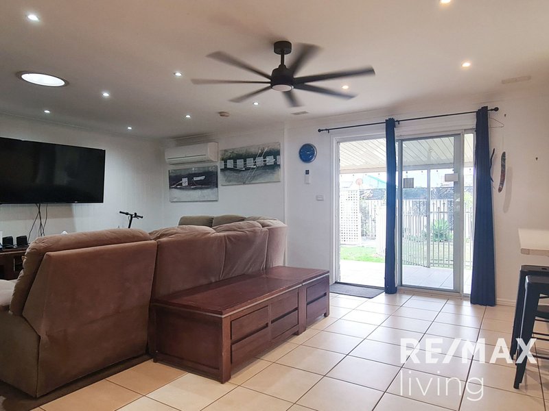 Photo - 5 Riviera Court, Morayfield QLD 4506 - Image 5