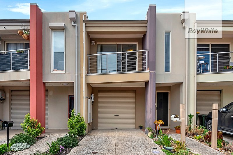 5 Robinson Street, Mawson Lakes SA 5095