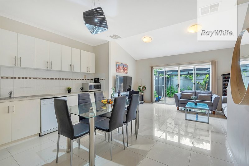 Photo - 5 Robinson Street, Mawson Lakes SA 5095 - Image 3