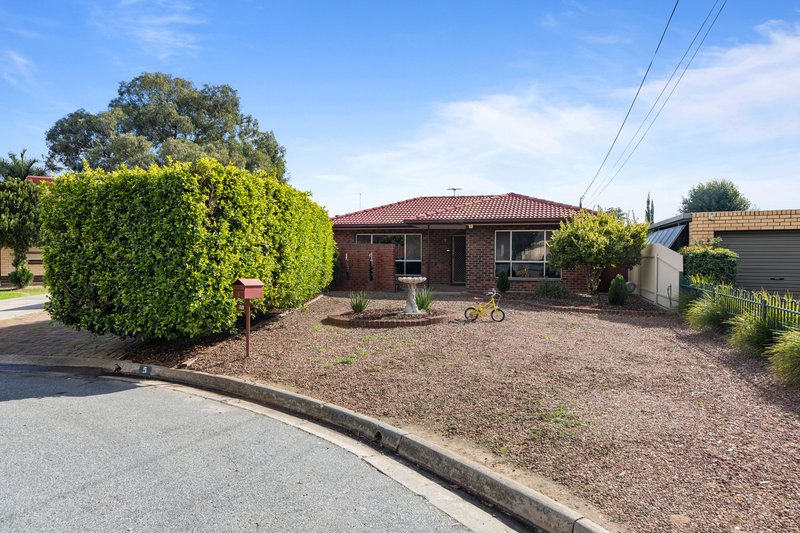 5 Rocca Court, Pooraka SA 5095