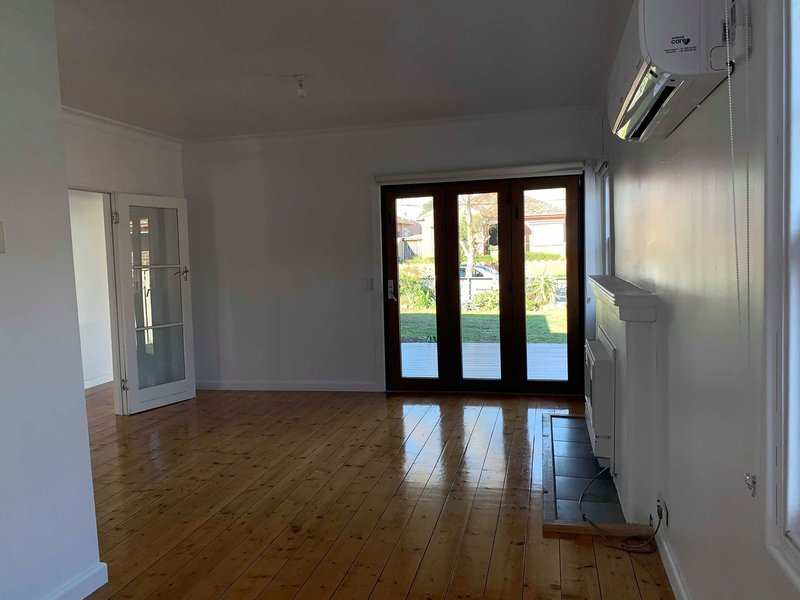 Photo - 5 Rodney Avenue, Coburg North VIC 3058 - Image 5