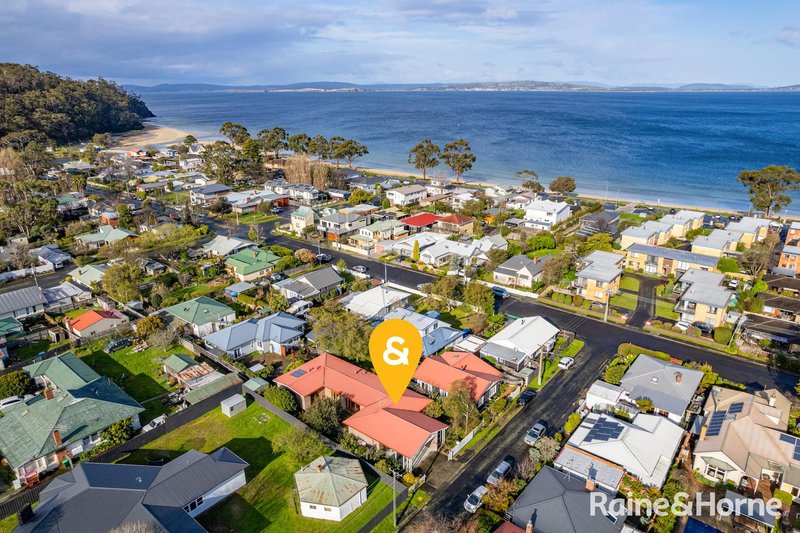 Photo - 5 Rollins Avenue, Kingston Beach TAS 7050 - Image 10