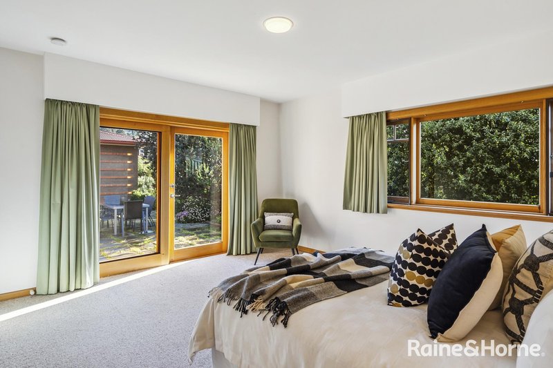 Photo - 5 Rollins Avenue, Kingston Beach TAS 7050 - Image 25