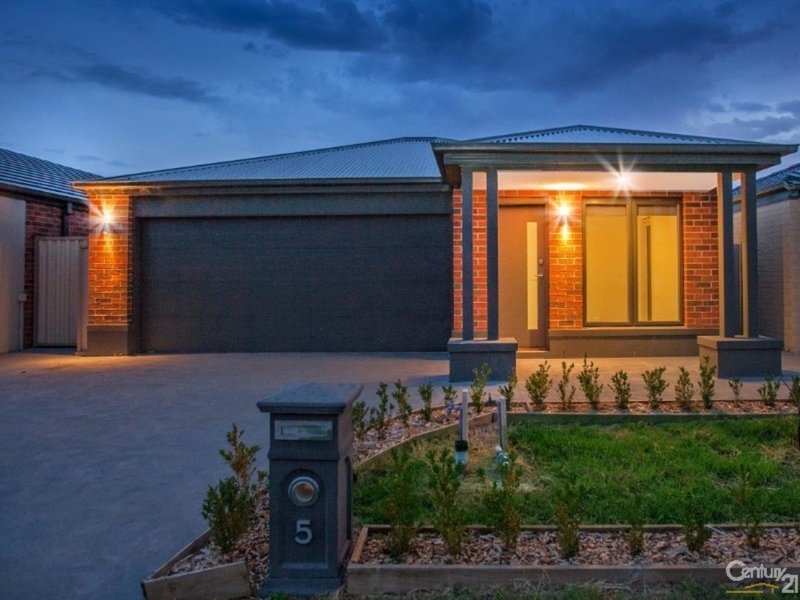 5 Romina Street , Pakenham VIC 3810