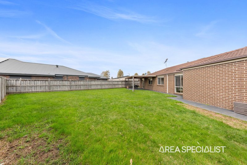 Photo - 5 Ronit Court, Pakenham VIC 3810 - Image 18