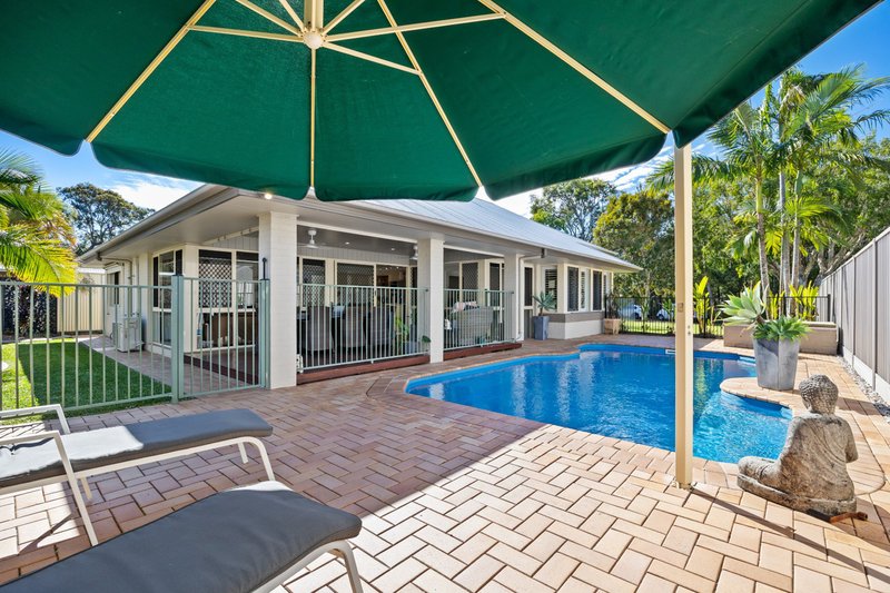 Photo - 5 Rosea Court, Currimundi QLD 4551 - Image 3