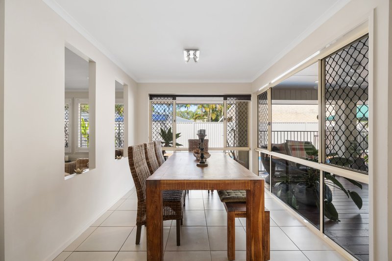 Photo - 5 Rosea Court, Currimundi QLD 4551 - Image 12