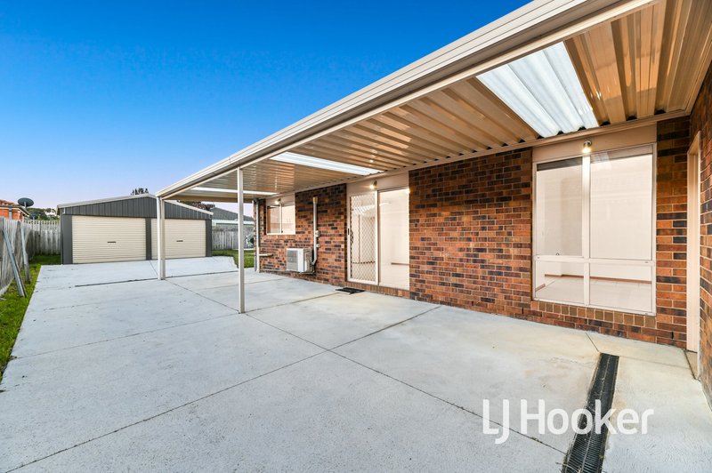 Photo - 5 Rossi Close, Pakenham VIC 3810 - Image 14