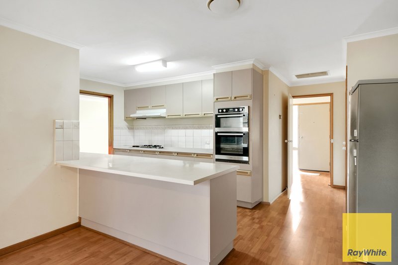 Photo - 5 Rottnest Court, Hoppers Crossing VIC 3029 - Image 5