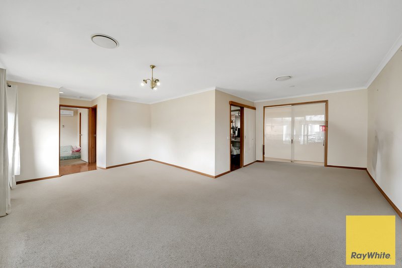 Photo - 5 Rottnest Court, Hoppers Crossing VIC 3029 - Image 8