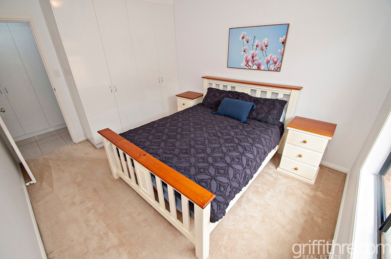 Photo - 5 Rowley Street, Griffith NSW 2680 - Image 9