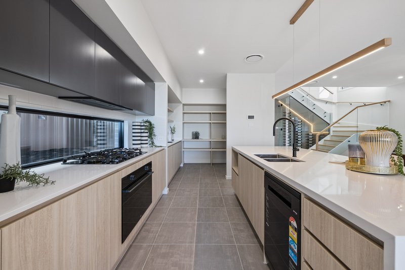 Photo - 5 Roy Street, Leppington NSW 2179 - Image 5