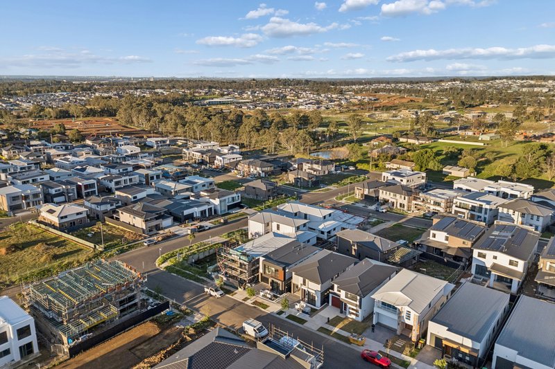 Photo - 5 Roy Street, Leppington NSW 2179 - Image 24