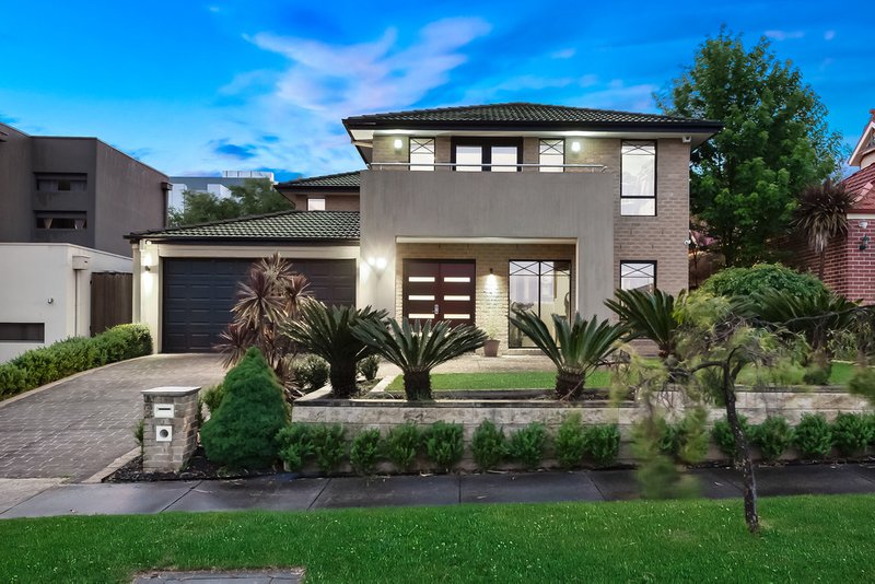 5 Royal Oak Court, Mulgrave VIC 3170