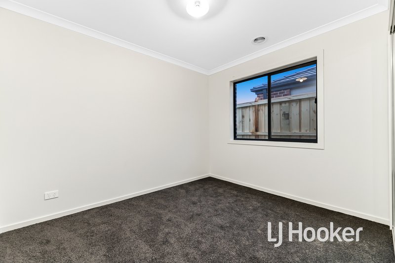 Photo - 5 Rubato Street, Clyde VIC 3978 - Image 10