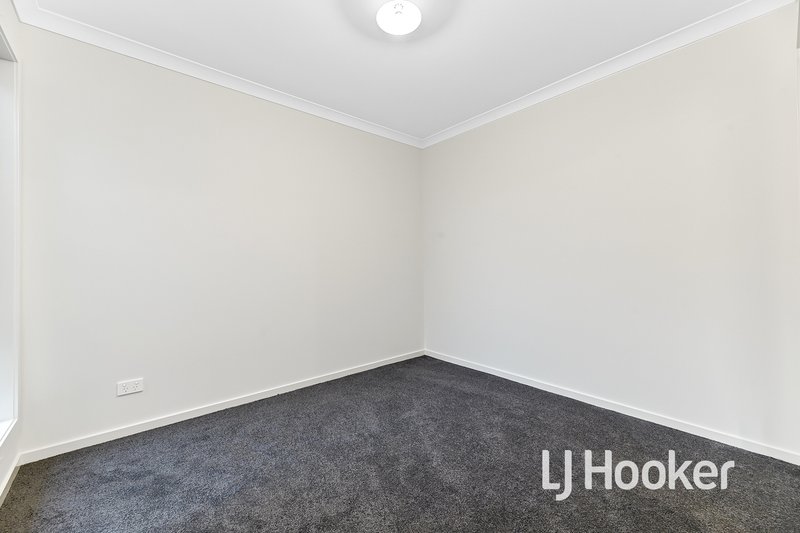 Photo - 5 Rubato Street, Clyde VIC 3978 - Image 11