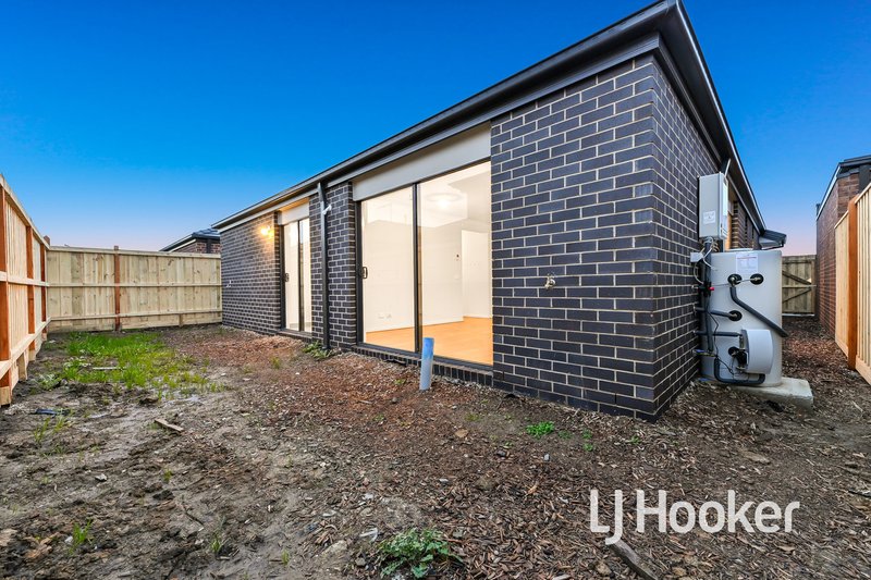 Photo - 5 Rubato Street, Clyde VIC 3978 - Image 12