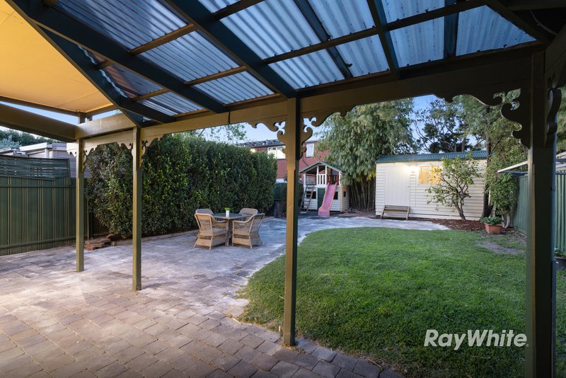 Photo - 5 Rugby Road, Hughesdale VIC 3166 - Image 10