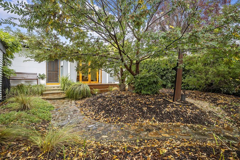 Photo - 5 Rumker Place, Charnwood ACT 2615 - Image 2