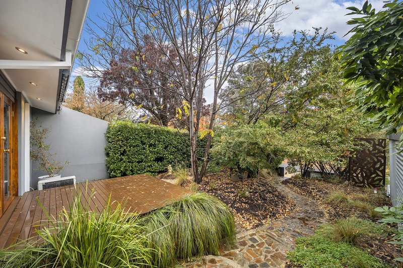 Photo - 5 Rumker Place, Charnwood ACT 2615 - Image 3