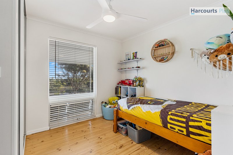 Photo - 5 Rupara Court, Hallett Cove SA 5158 - Image 16