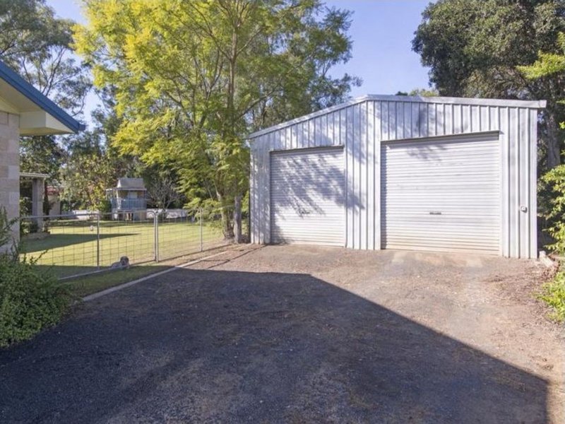 Photo - 5 Rutherford Road, Withcott QLD 4352 - Image 13