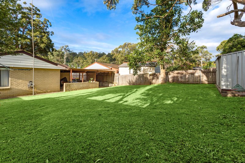 Photo - 5 Rutledge Avenue, Dapto NSW 2530 - Image 11