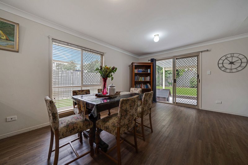 Photo - 5 Rutyna Crescent, Crestmead QLD 4132 - Image 5