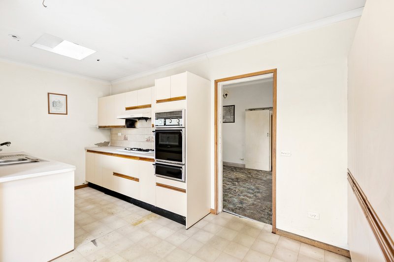 Photo - 5 Ryan Street, Coburg VIC 3058 - Image 6