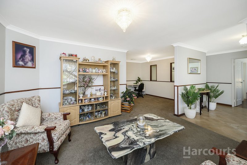 Photo - 5 Rye Grove, Hocking WA 6065 - Image 6