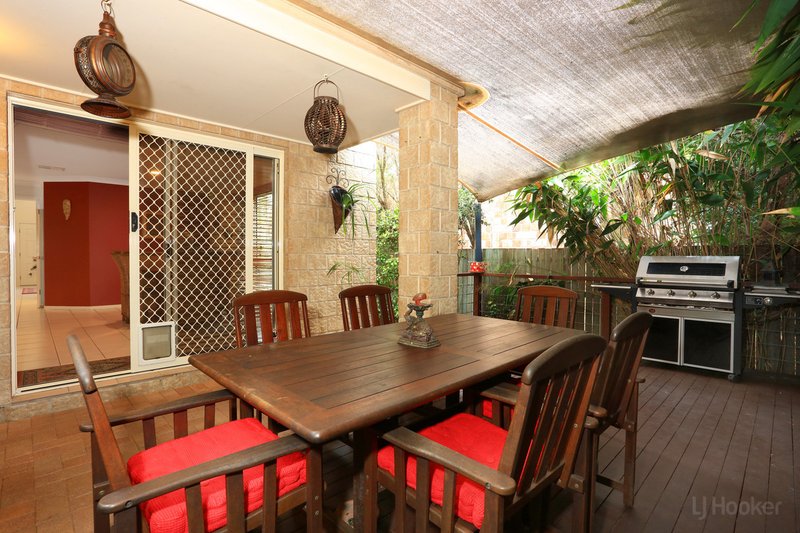 Photo - 5 Sage Court, Runaway Bay QLD 4216 - Image 5