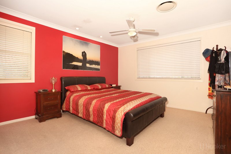 Photo - 5 Sage Court, Runaway Bay QLD 4216 - Image 21