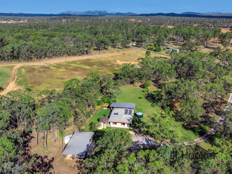 Photo - 5 Saggitarius Street, River Ranch QLD 4680 - Image 17