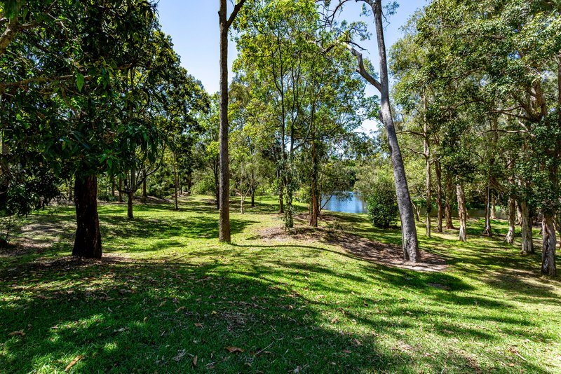 Photo - 5 Saint Andrews Glade, Robina QLD 4226 - Image 4