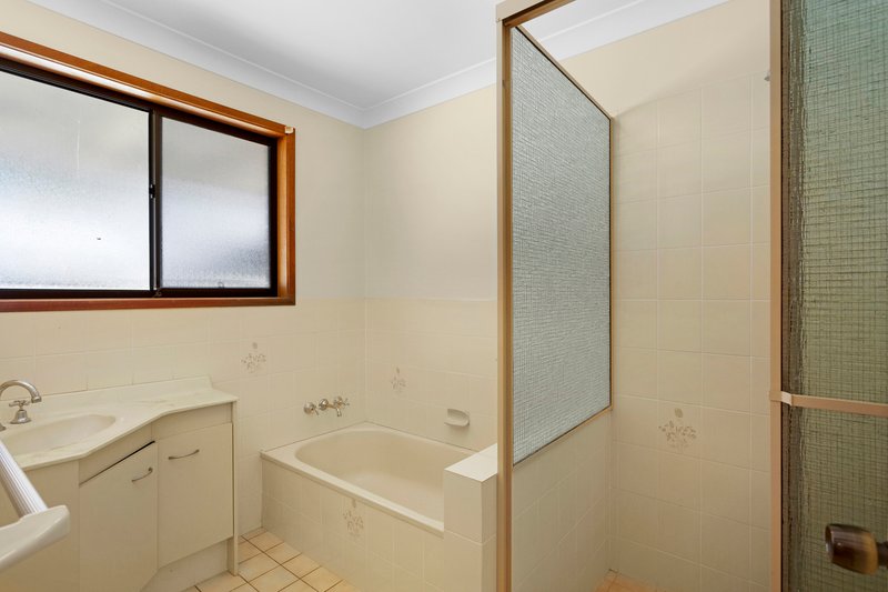 Photo - 5 Saint Andrews Glade, Robina QLD 4226 - Image 17