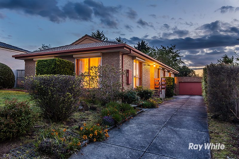 5 Salignus Court, Narre Warren VIC 3805