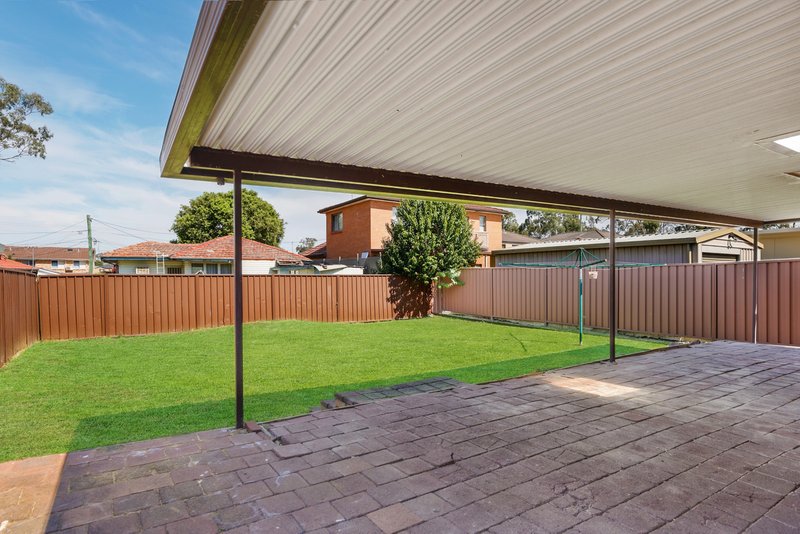 Photo - 5 Salisbury Street, Mount Druitt NSW 2770 - Image 9