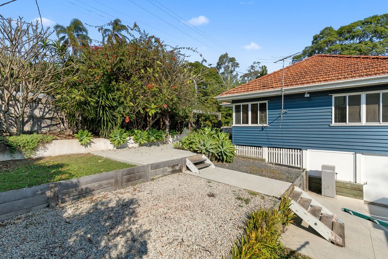 Photo - 5 Salkeld Street, Tarragindi QLD 4121 - Image 10