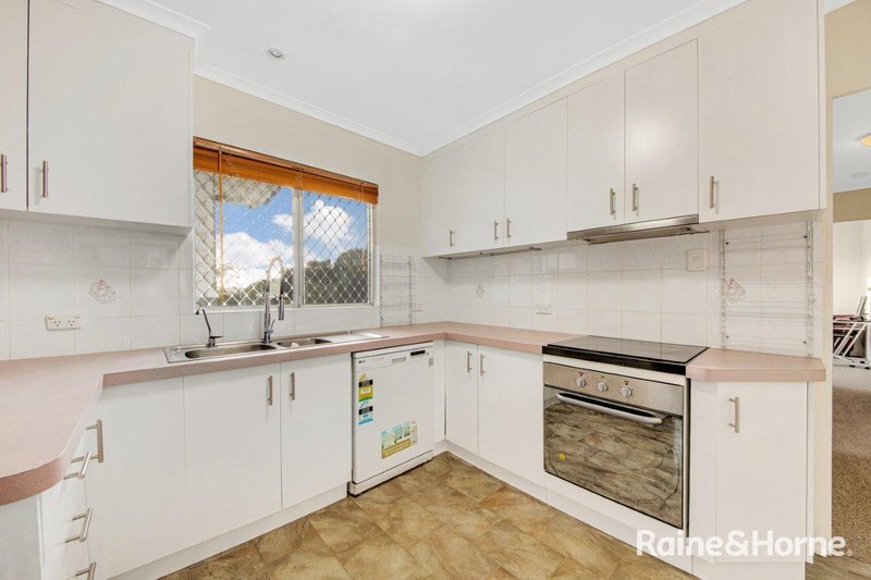 Photo - 5 Sam Street, West Gladstone QLD 4680 - Image 6