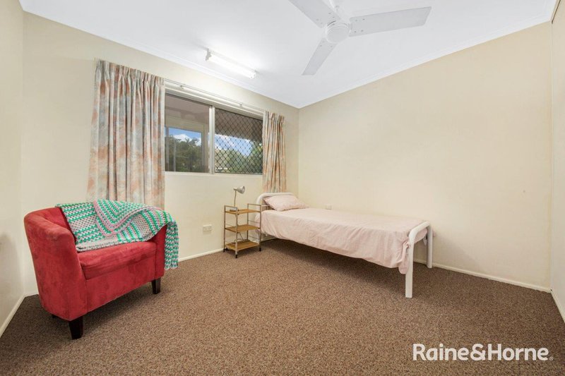 Photo - 5 Sam Street, West Gladstone QLD 4680 - Image 9