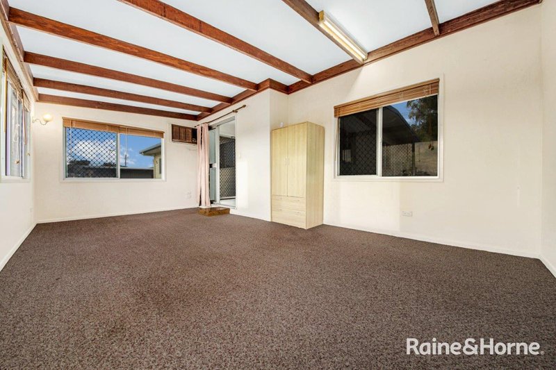 Photo - 5 Sam Street, West Gladstone QLD 4680 - Image 13