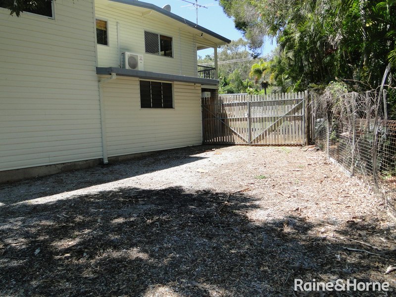 Photo - 5 Sam Street, West Gladstone QLD 4680 - Image 17