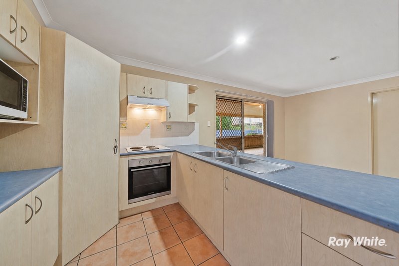Photo - 5 Samia Court, Regents Park QLD 4118 - Image 9