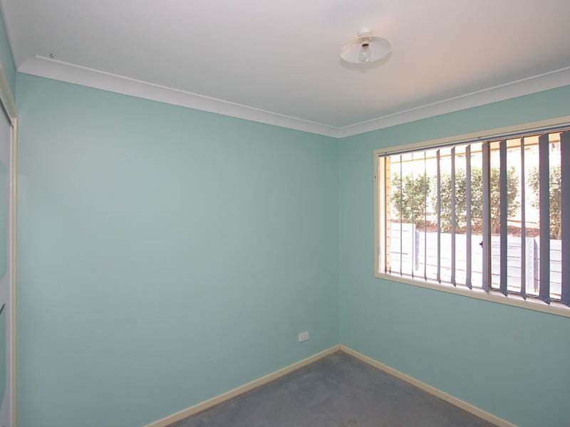 Photo - 5 Samia Court, Regents Park QLD 4118 - Image 11