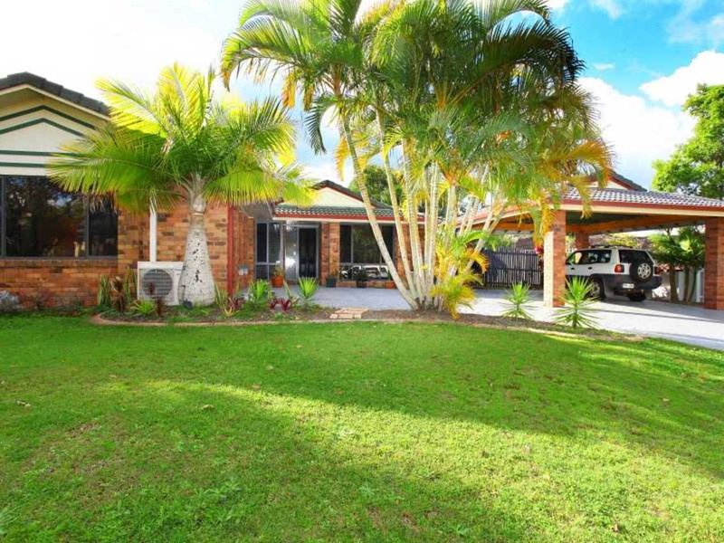 Photo - 5 Samoa Court, Pacific Pines QLD 4211 - Image 23