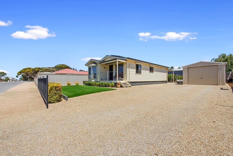 Photo - 5 Sanders Street, Ardrossan SA 5571 - Image 2