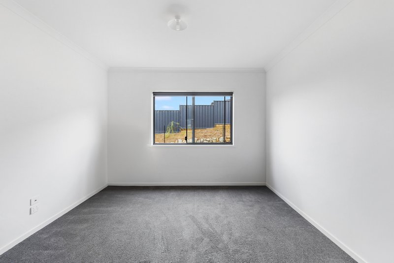 Photo - 5 Sanderson Rise, Myrtleford VIC 3737 - Image 10