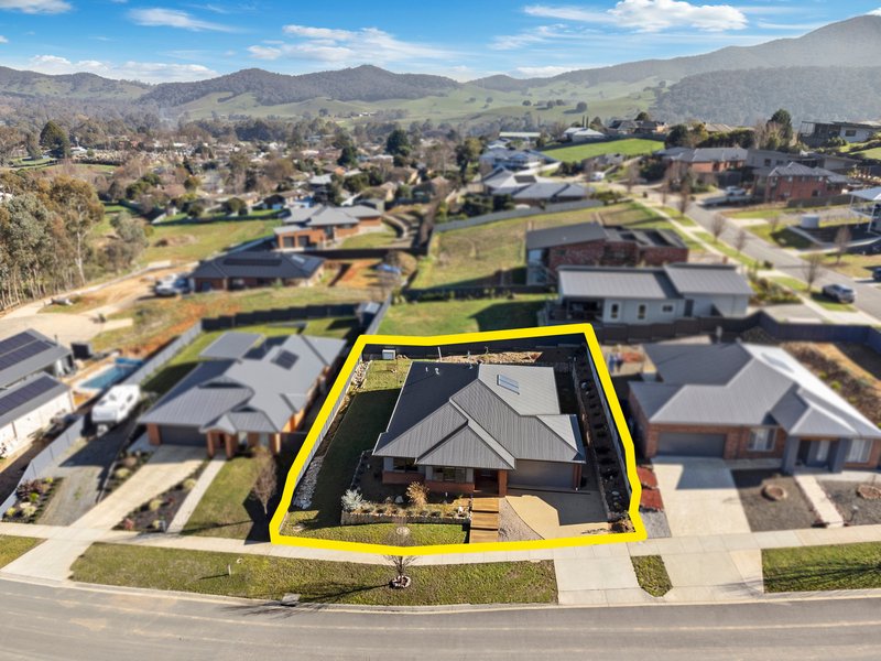 Photo - 5 Sanderson Rise, Myrtleford VIC 3737 - Image 14