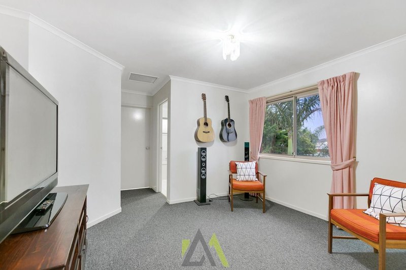 Photo - 5 Sandpiper Close, Chelsea Heights VIC 3196 - Image 3