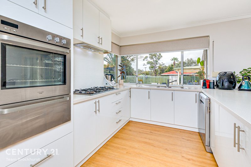 Photo - 5 Sands Court, Huntingdale WA 6110 - Image 4